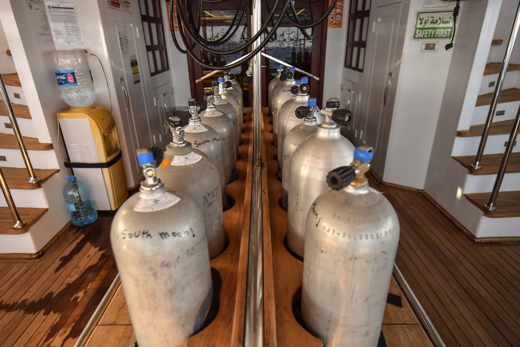 Bunk bed cabin lower deck 1 - Motor Yacht in Sharm El Sheikh 2