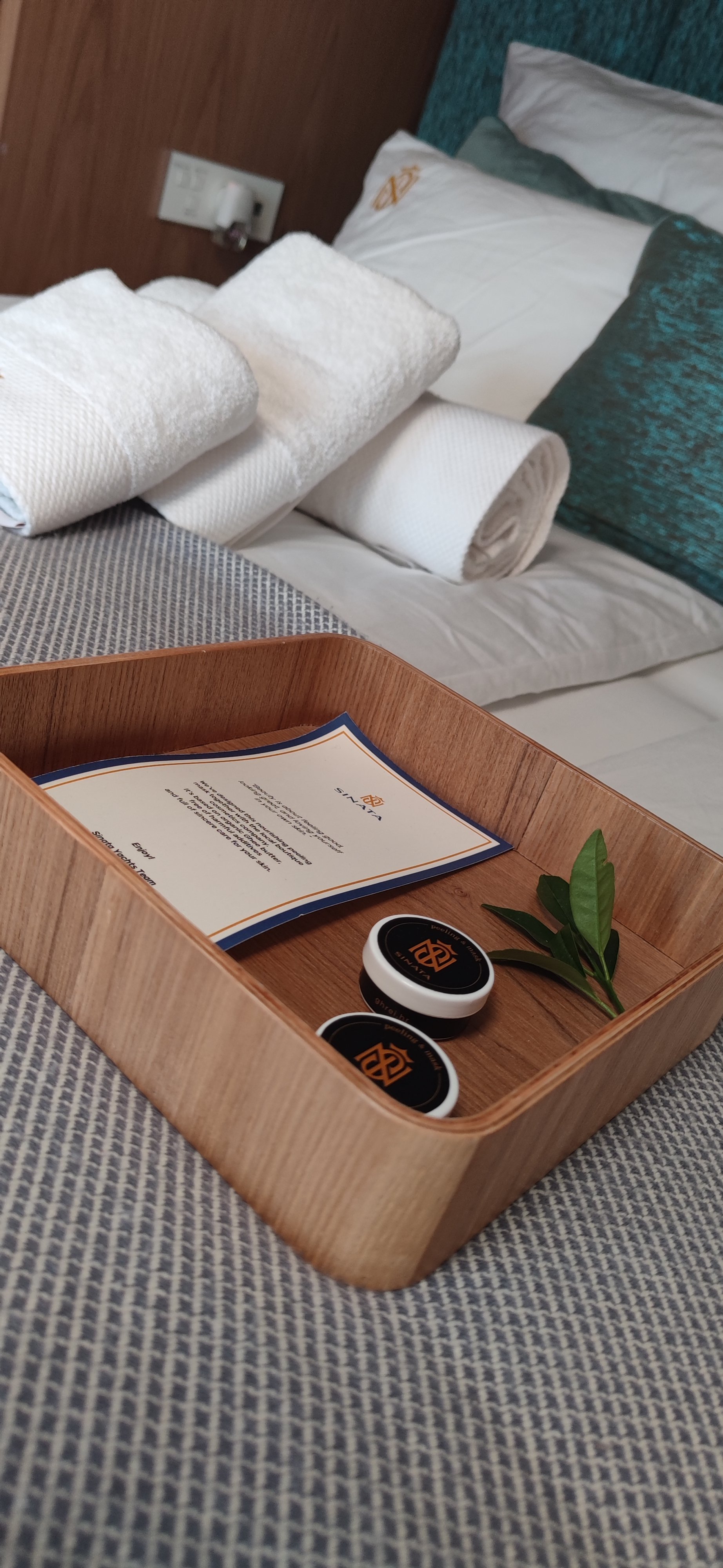 SINATA - Catamaran in Rogoznica