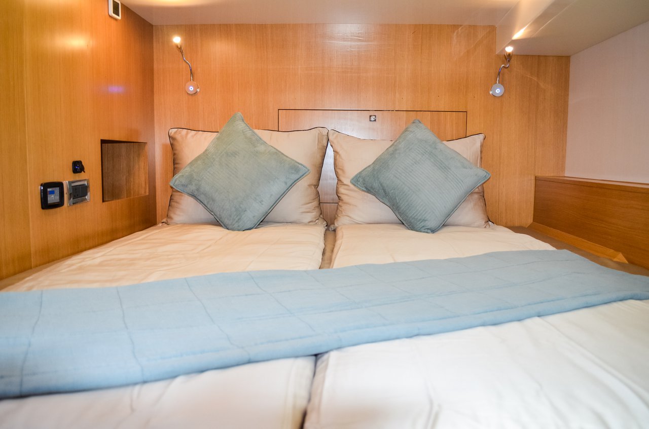 October - Catamaran in Seget Donji