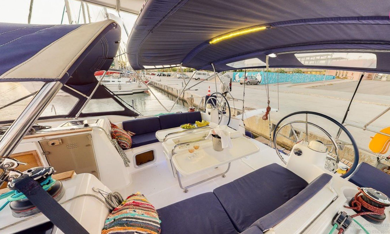 Haidi - Sailboat in Alimos