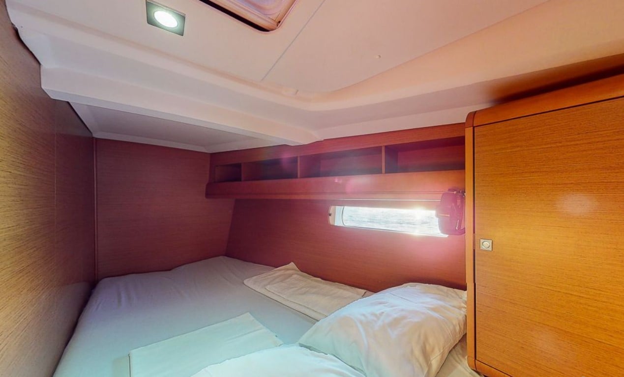 Haidi - Sailboat in Alimos