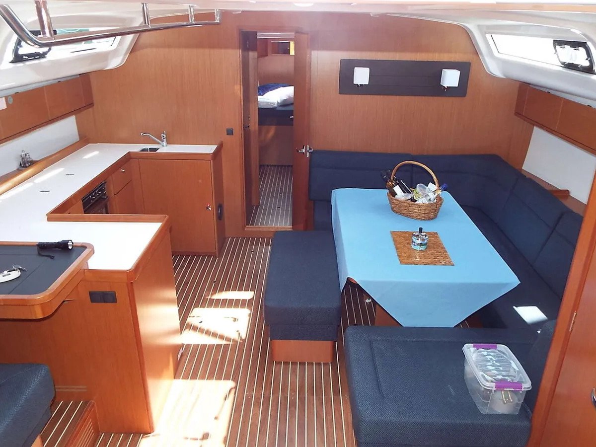 Windseeker - Yelkenli içinde Alimos