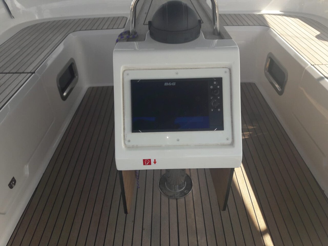 Windseeker S - Sailboat in Nisi