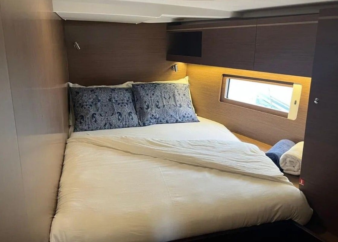 KAS - Yelkenli içinde Alimos