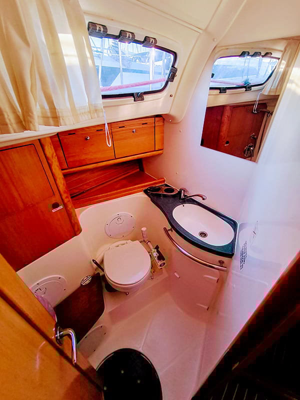 Odysseas S - Sailboat in Nisi