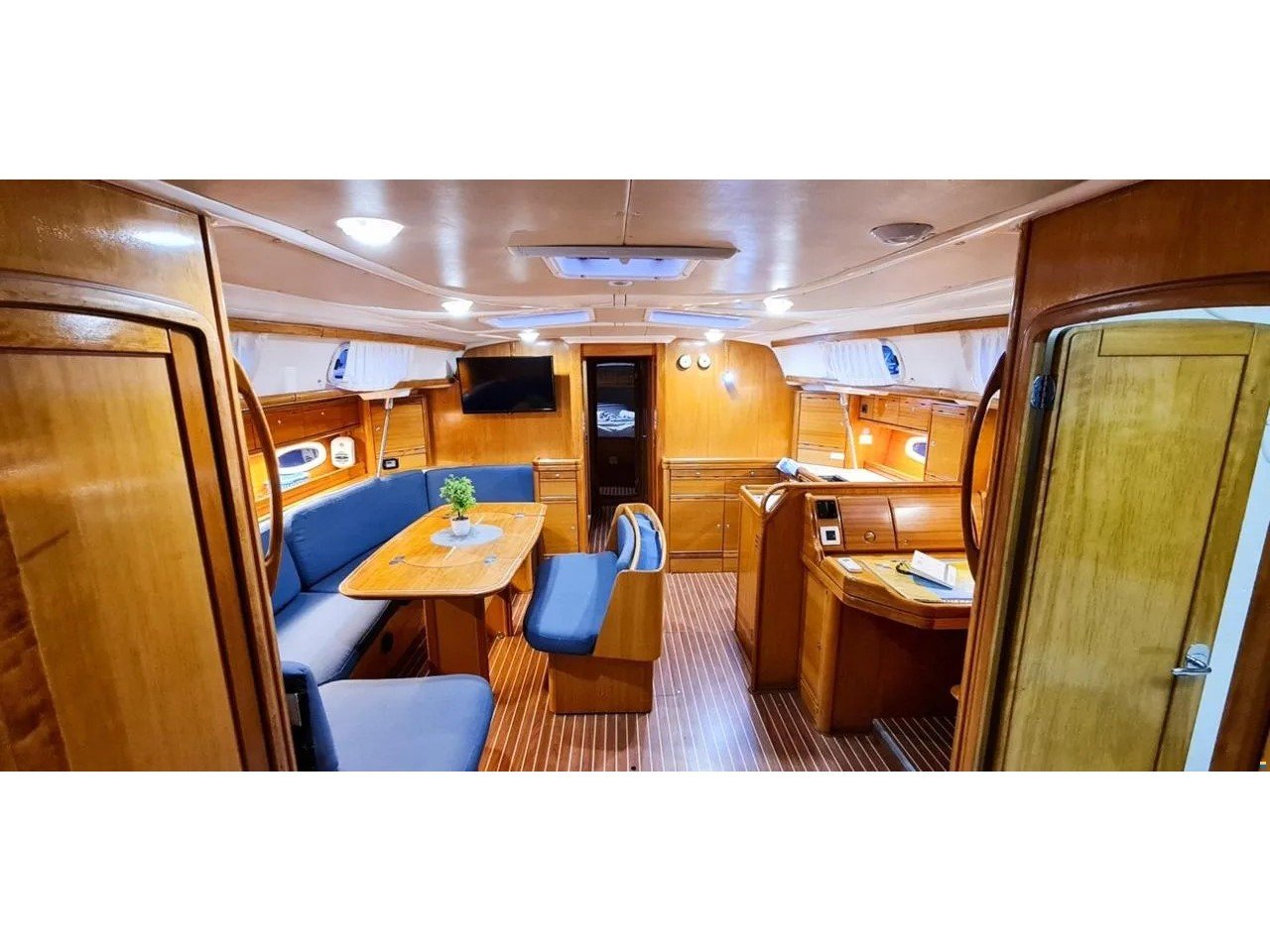 Odysseas - Yelkenli içinde Alimos