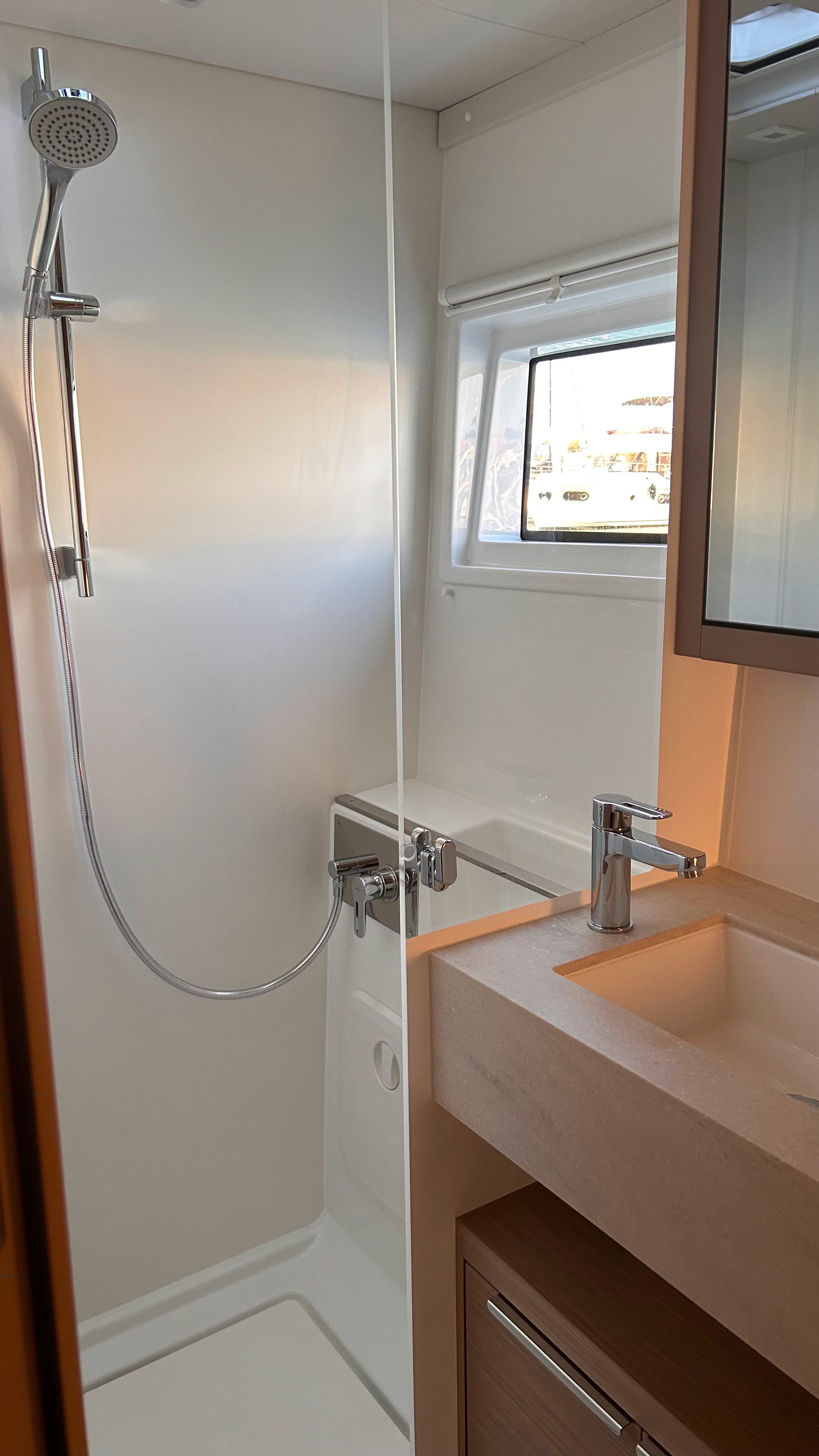 Astraea - Catamaran in Alimos