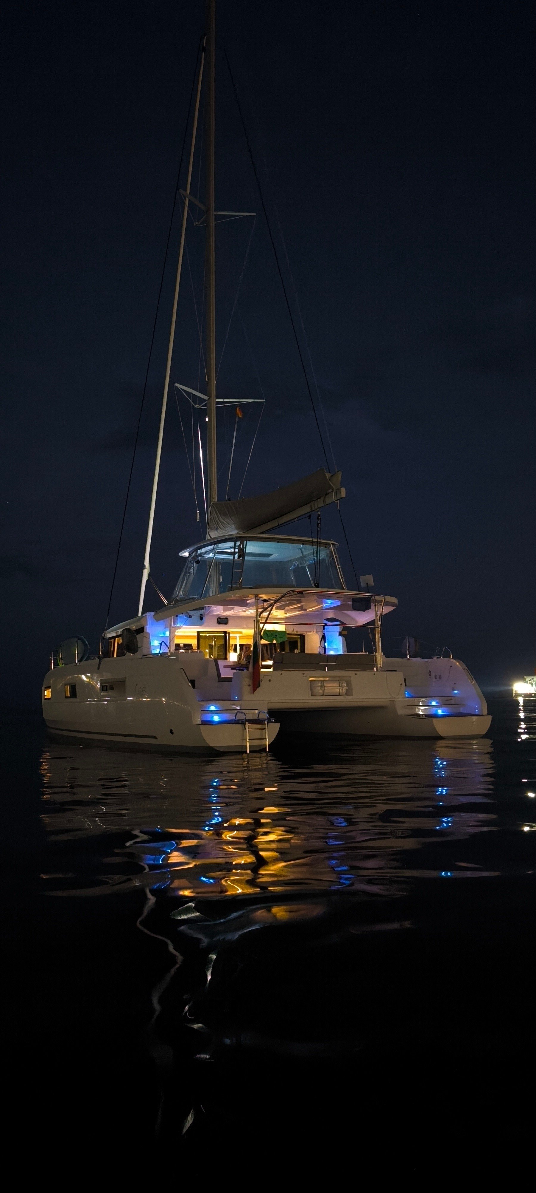 Astraea - Catamaran in Alimos