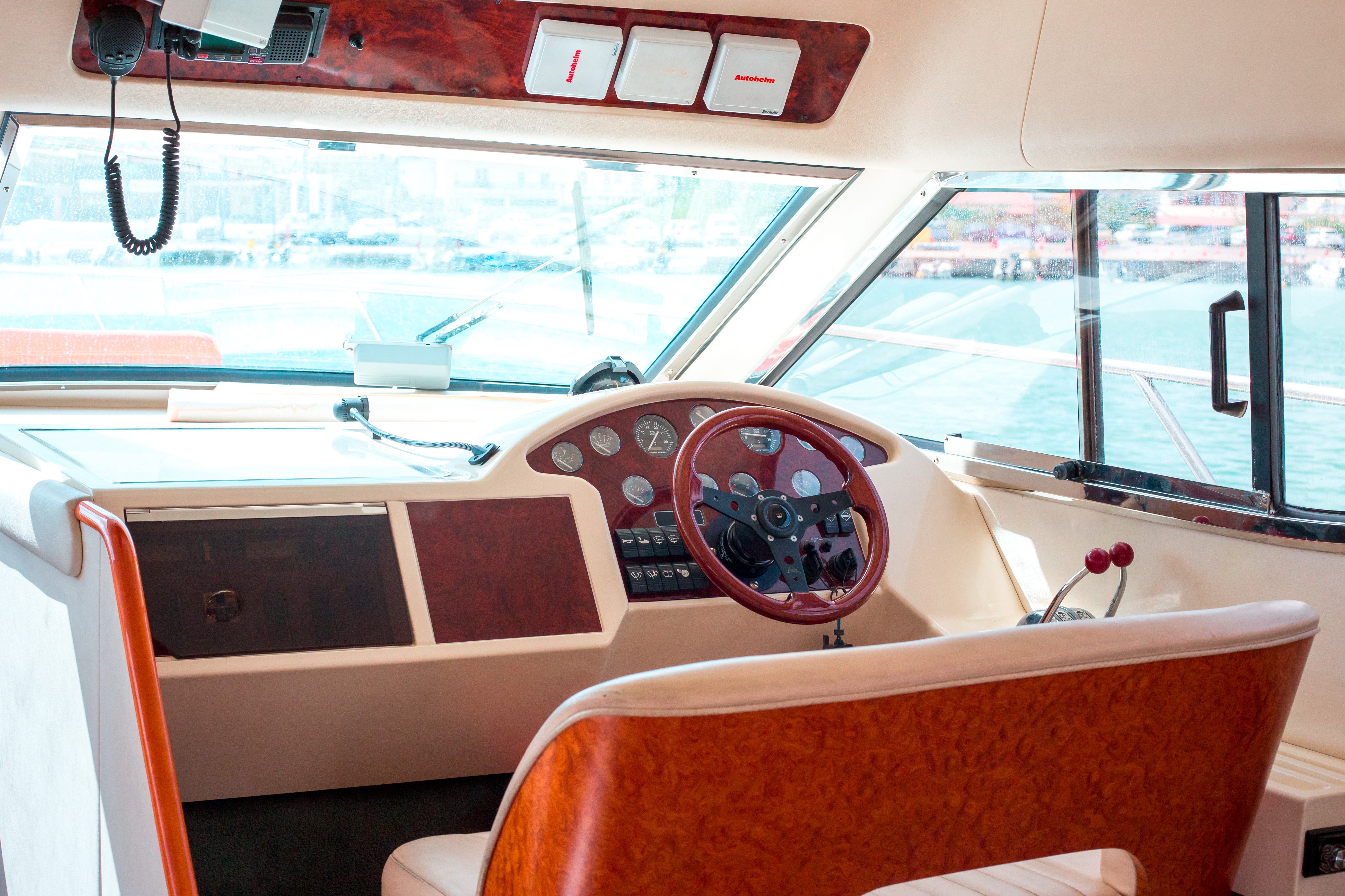 Constantin 2 - Motor Yacht in Paros