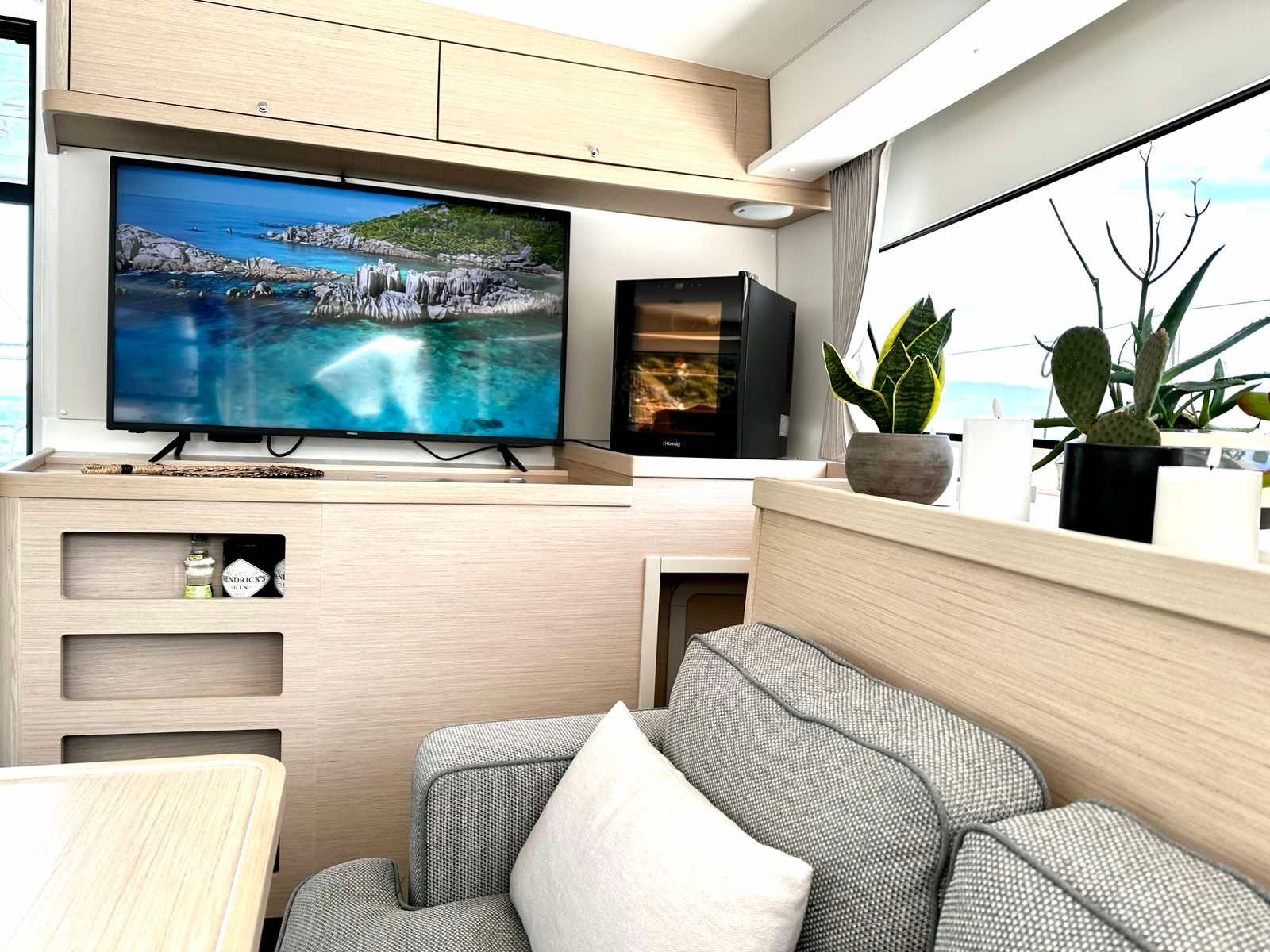 Karla - Catamaran in Paros