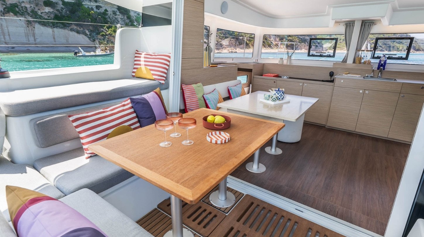 Eleni - Katamaran içinde Lefkada