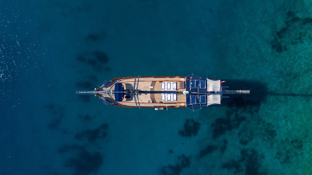 Capricorn 1 - Sailboat in Alimos