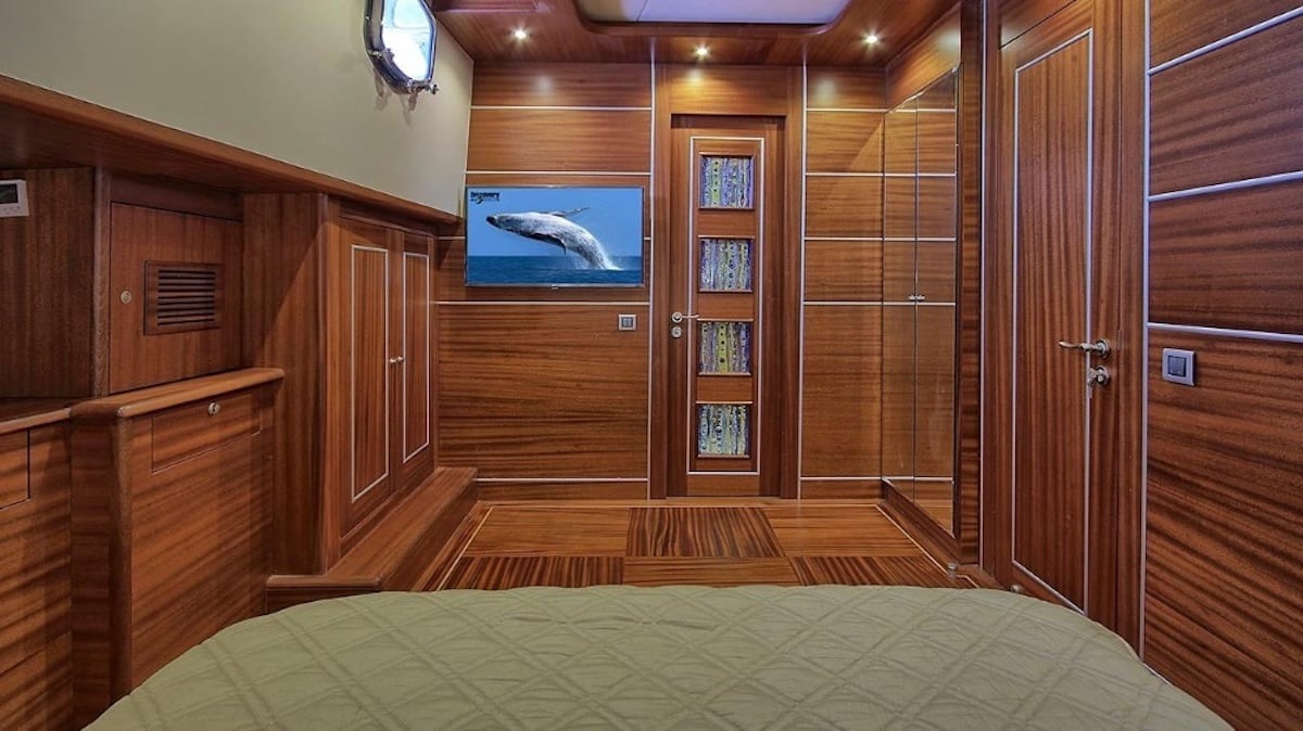 DRAGON FLY - Sailboat in Eskiçeşme