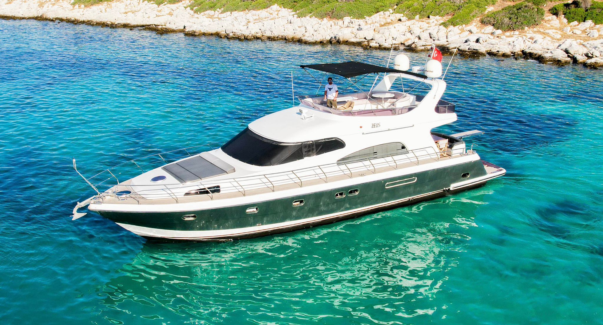 ZEUS - Motor Yacht in Fenerbahçe