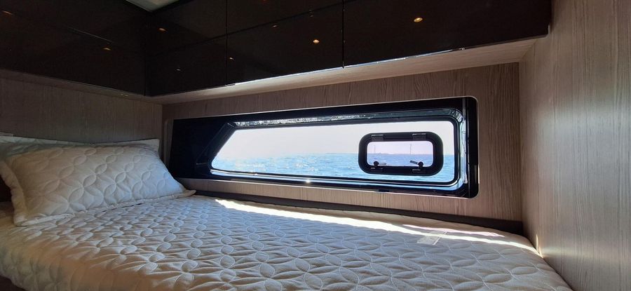 Sabijac - Motor Yat içinde Podstrana