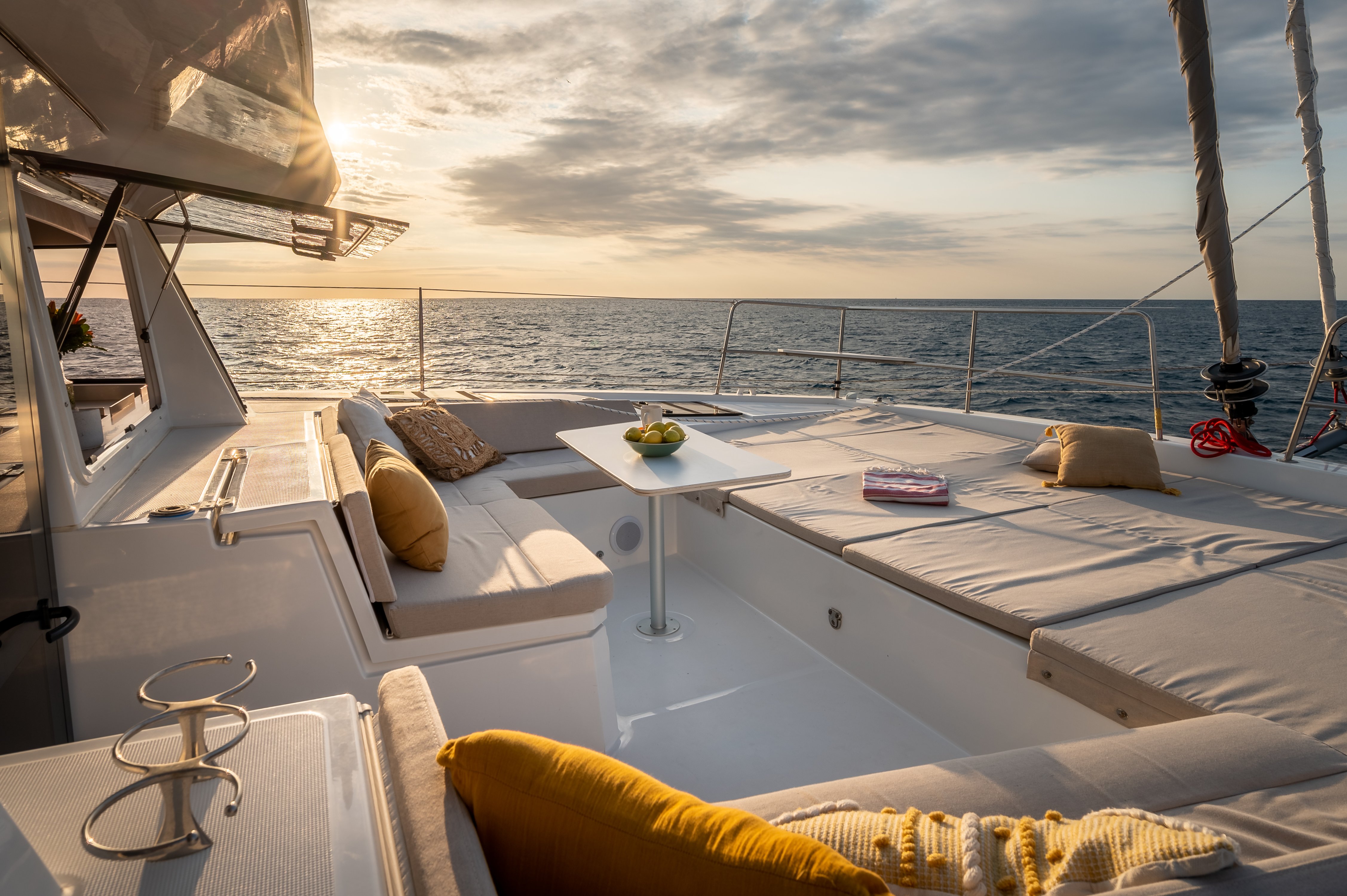 Santa Ana - Catamaran in Saint-Mandrier-sur-Mer