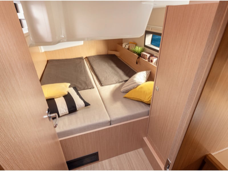 DEA - Sailboat in La Spezia