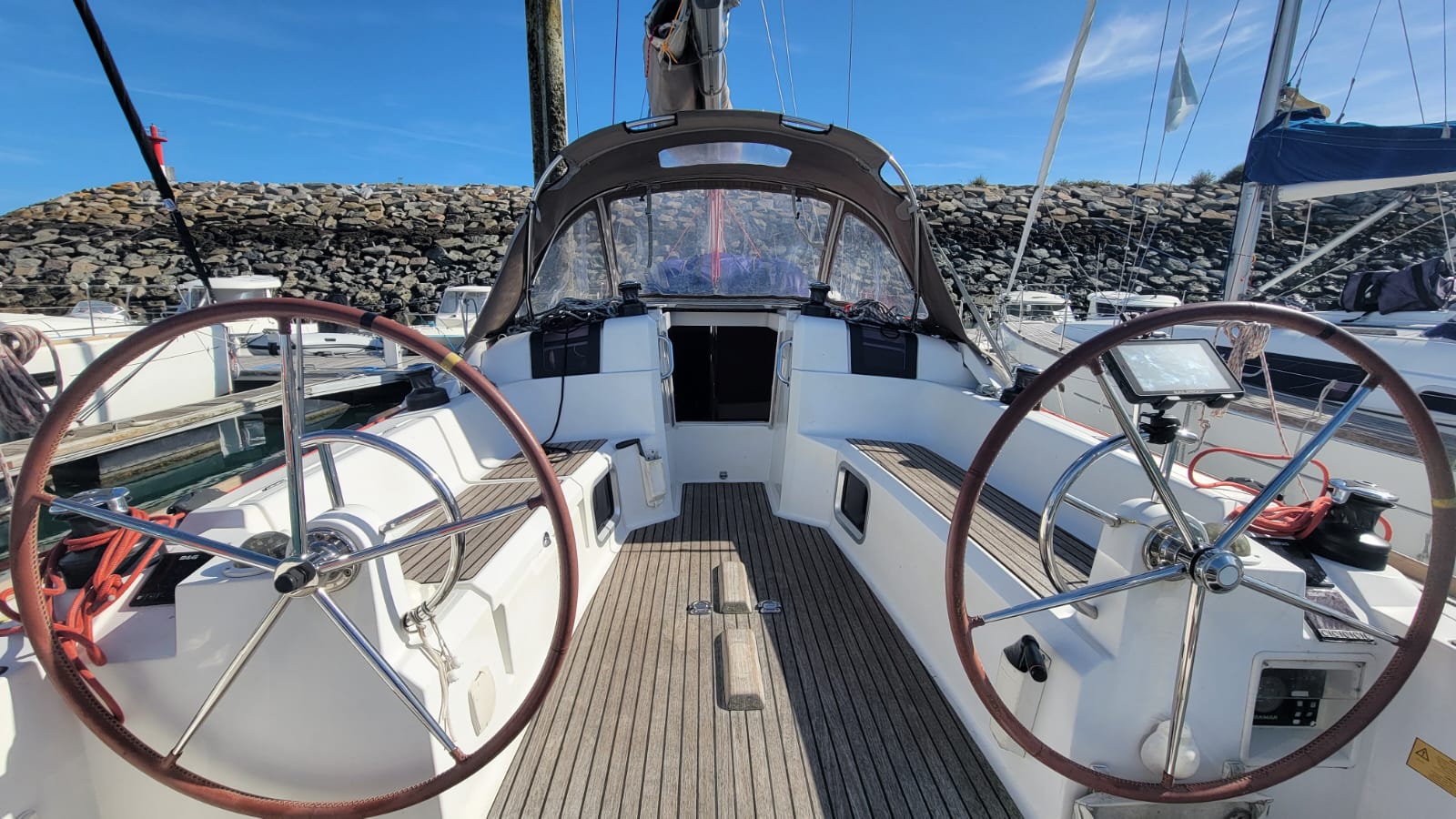 Grenat - Sailboat in Saint-Quay-Portrieux