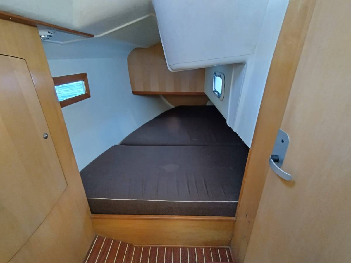 Maria Iskit - Sailboat in Saint-Quay-Portrieux