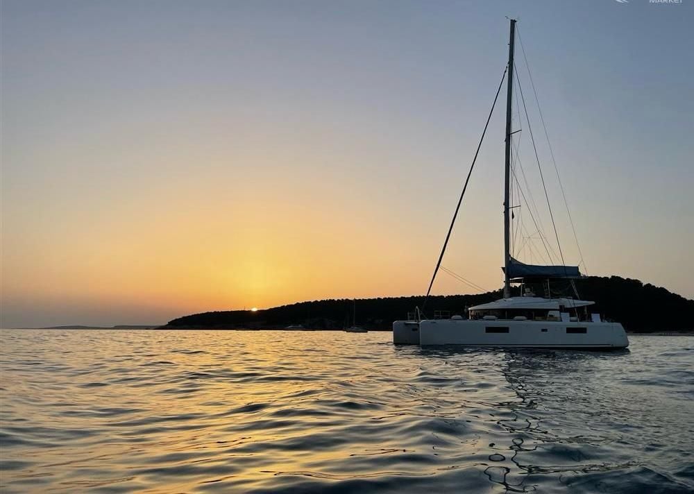 Jolie - Catamaran in Sant Antoni de Portmany