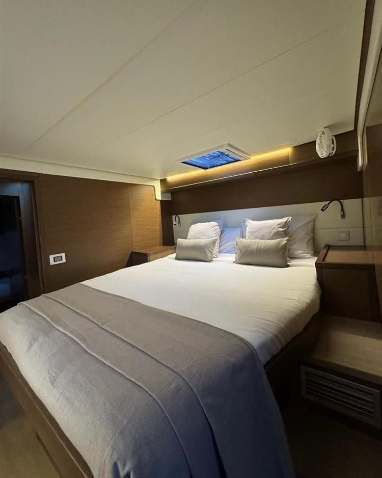 Jolie - Catamaran in Sant Antoni de Portmany