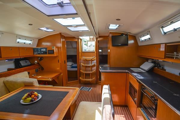 Santa Maria - Sailboat in Karagözler