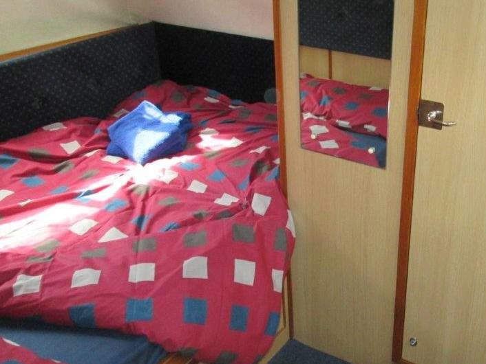 Curlew WHS - Budget 1 - Motor Yacht in Highland Council