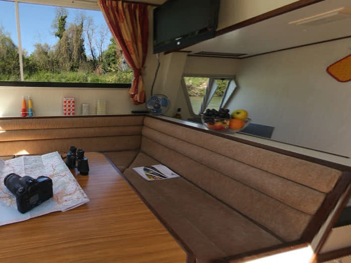 Continentale - Budget 6 - Motor Yacht in Hesse