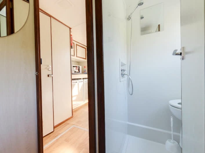 Continentale - Budget 5 - Motor Yacht in Saint-Usage