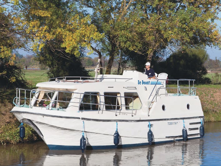 Sheba - Budget 5 - Motor Yacht in Hesse