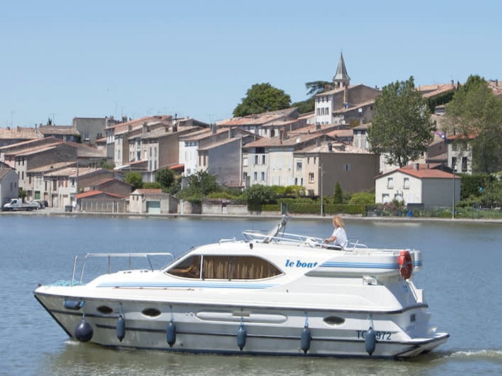 Countess - Budget 15 - Motor Yat içinde Trèbes