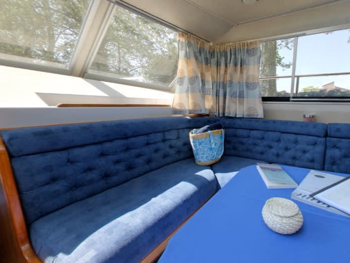 Royal Classique - Comfort 8 - Motor Yat içinde Portiragnes