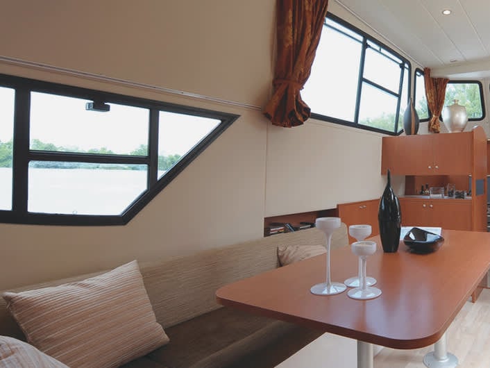 Minuetto - Comfort 4 - Motor Yacht in Lughignano