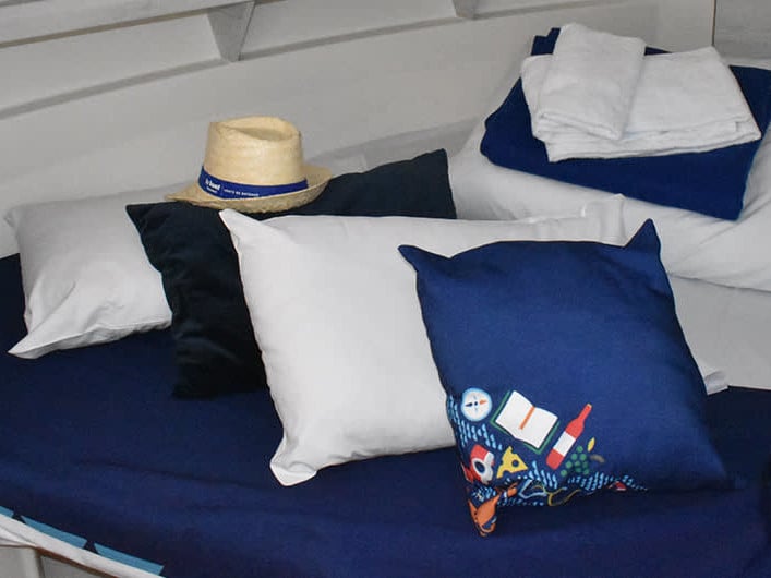 Horizon 4 - Premier 32 - Motor Yacht in Castelnaudary