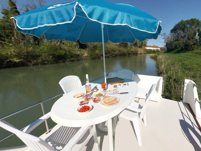 Continentale - Budget 15 - Motor Yacht in Saint-Usage