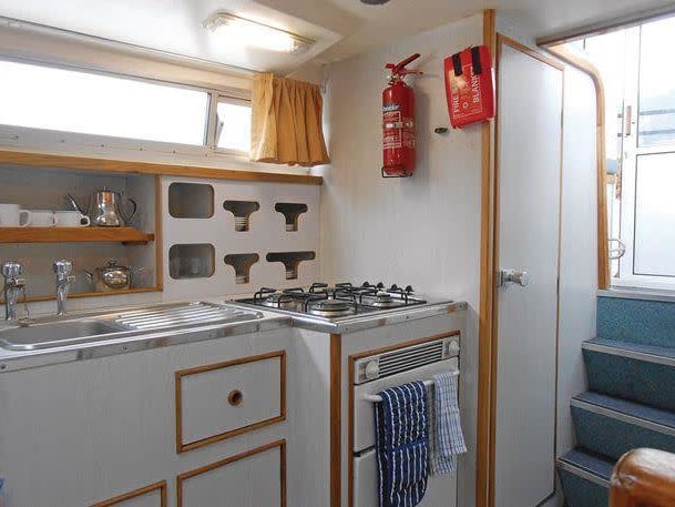 Kingfisher WHS - Budget 1 - Motor Yacht in Highland Council