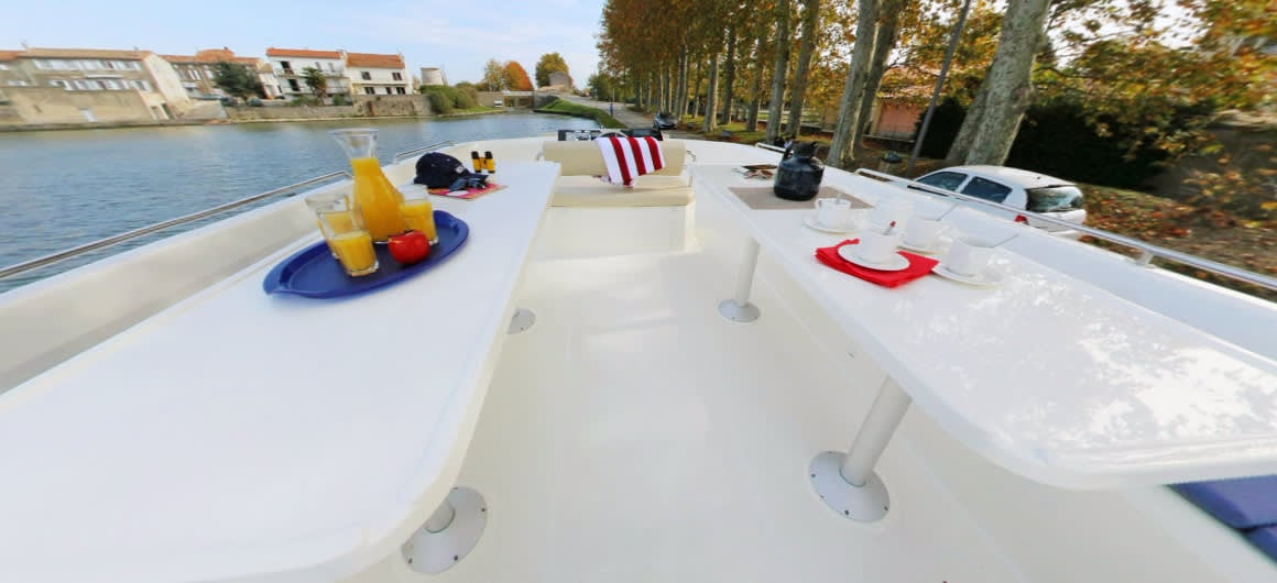 Vision3 - Comfort Plus 28 - Motor Yacht in Townparks