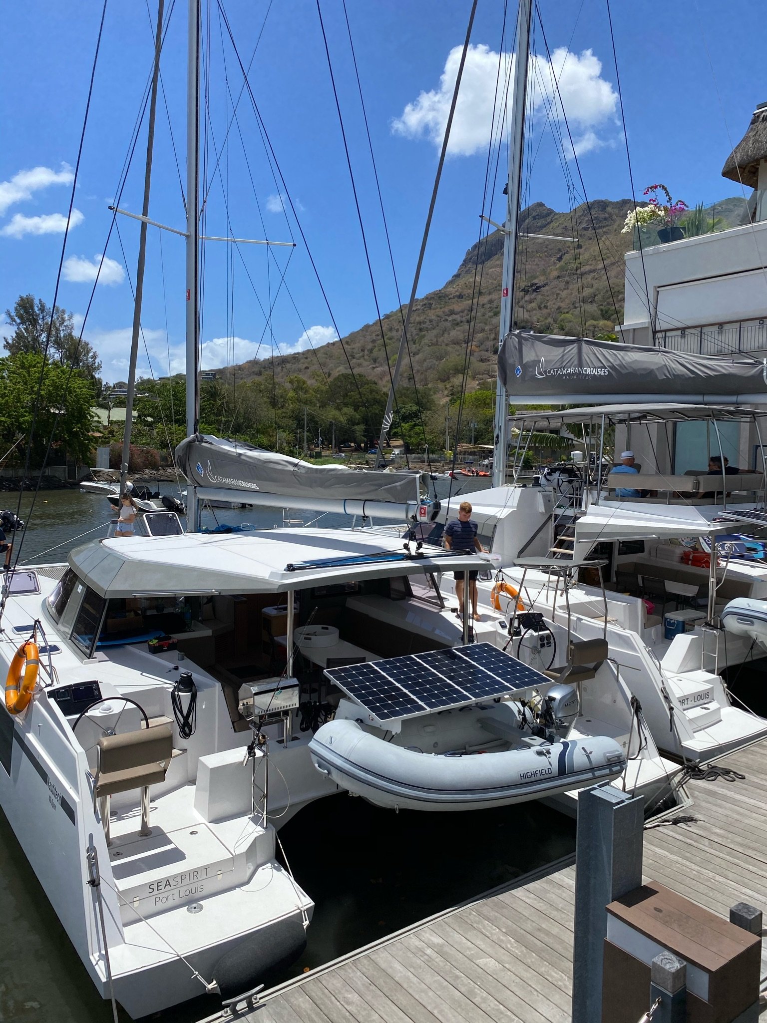 Sea Spirit II - Catamaran in Black River