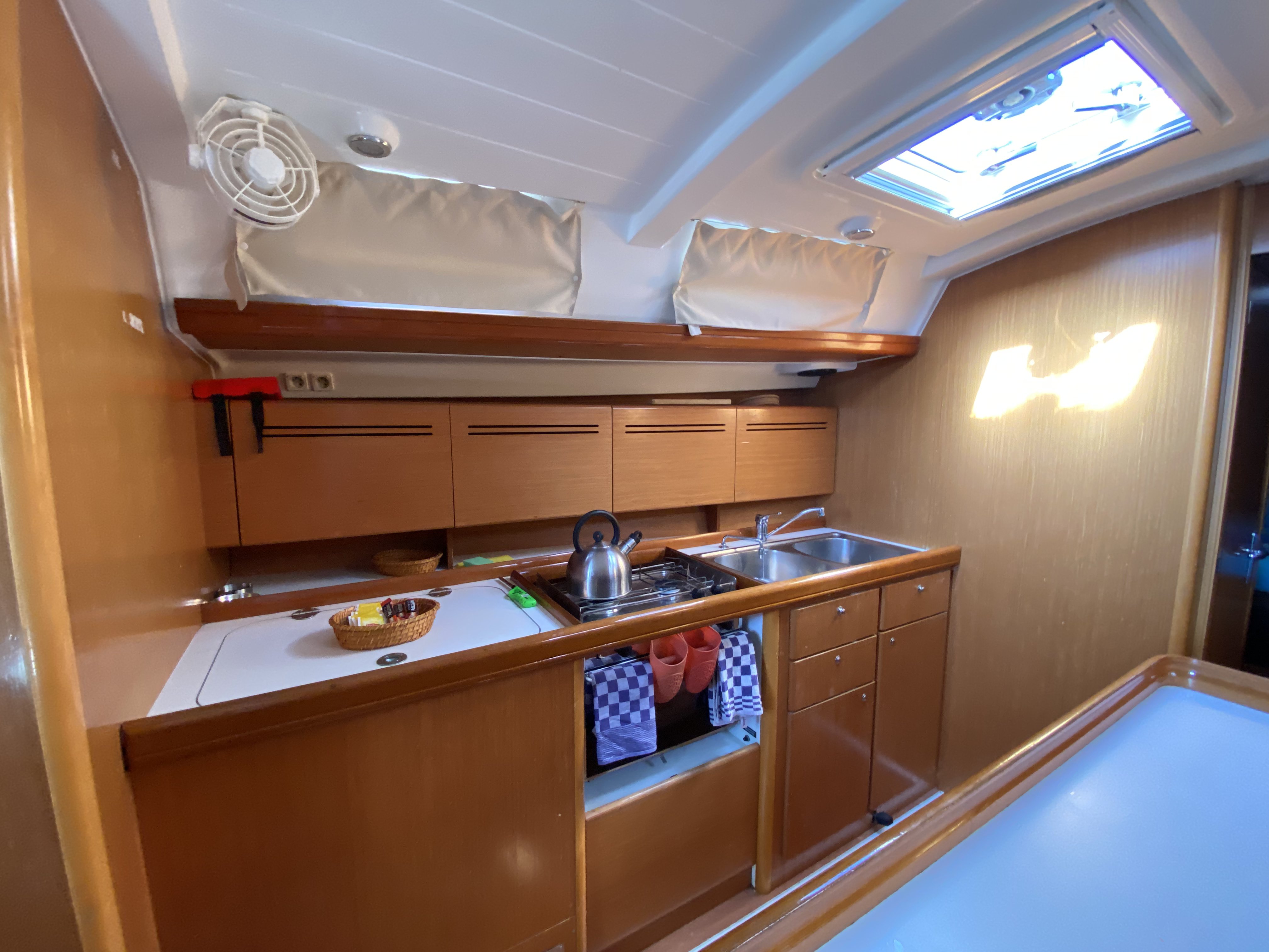 Take Five - Sailboat in Karagözler