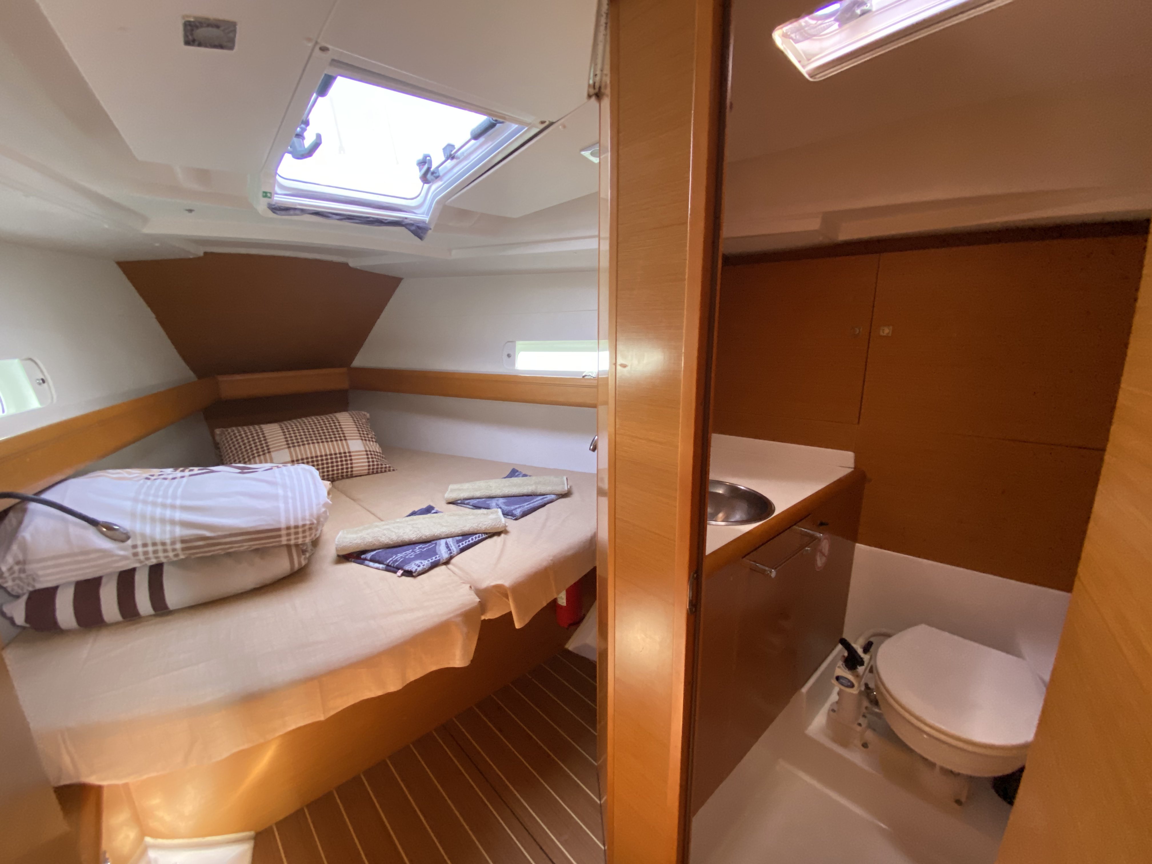 Pangea - Sailboat in Karagözler