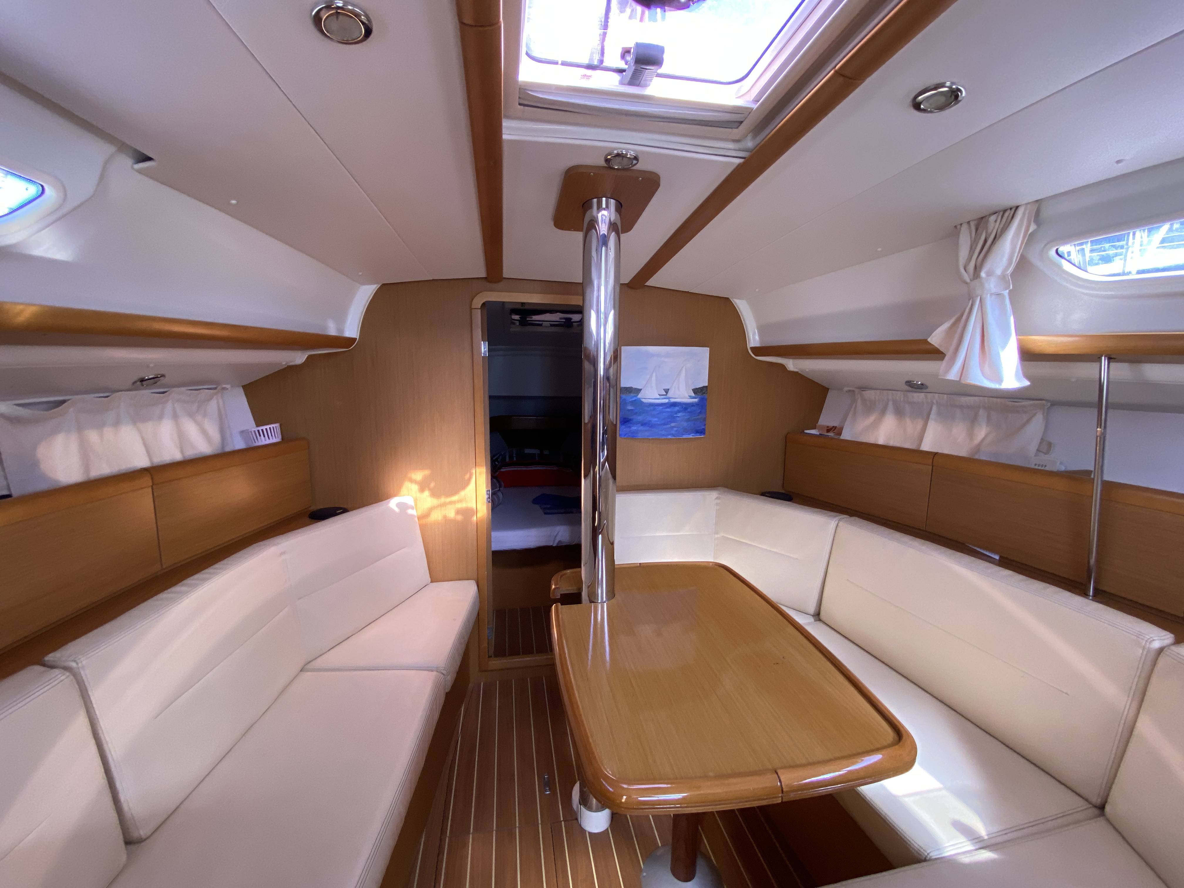 Blue Sky - Sailboat in Karagözler