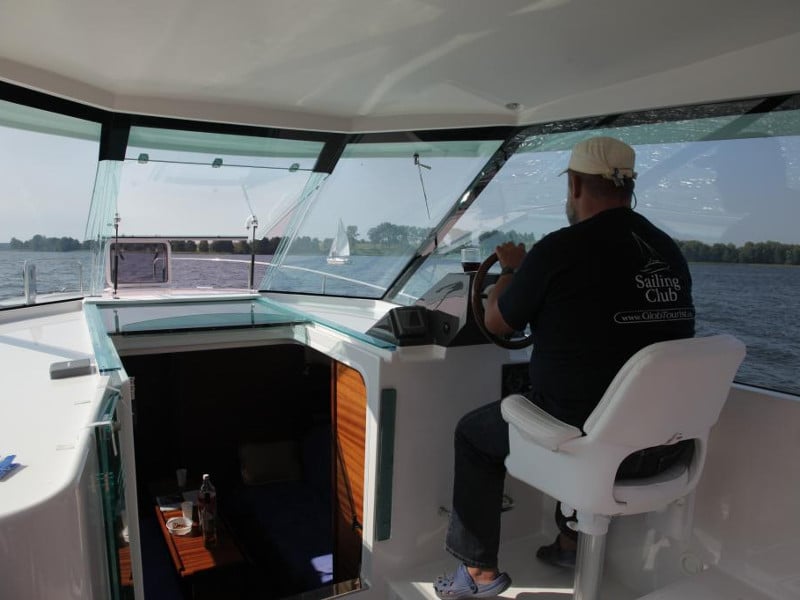 Nautika 1000 - Motor Yacht in Wilkasy