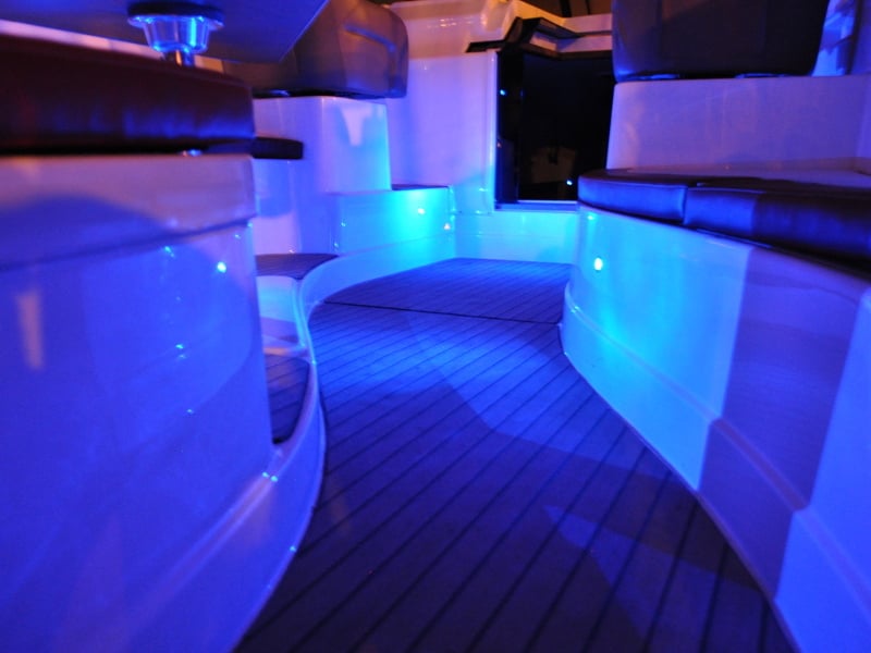 Tes 393 Illuminatus - Motor Yacht in Wilkasy