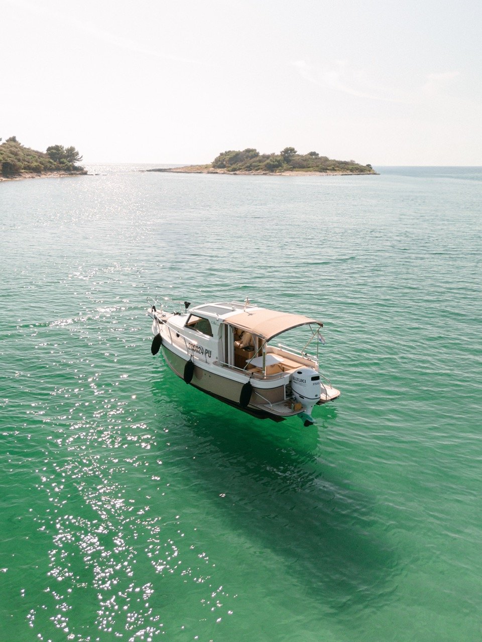 Bonaca - Motor Yacht in Pula