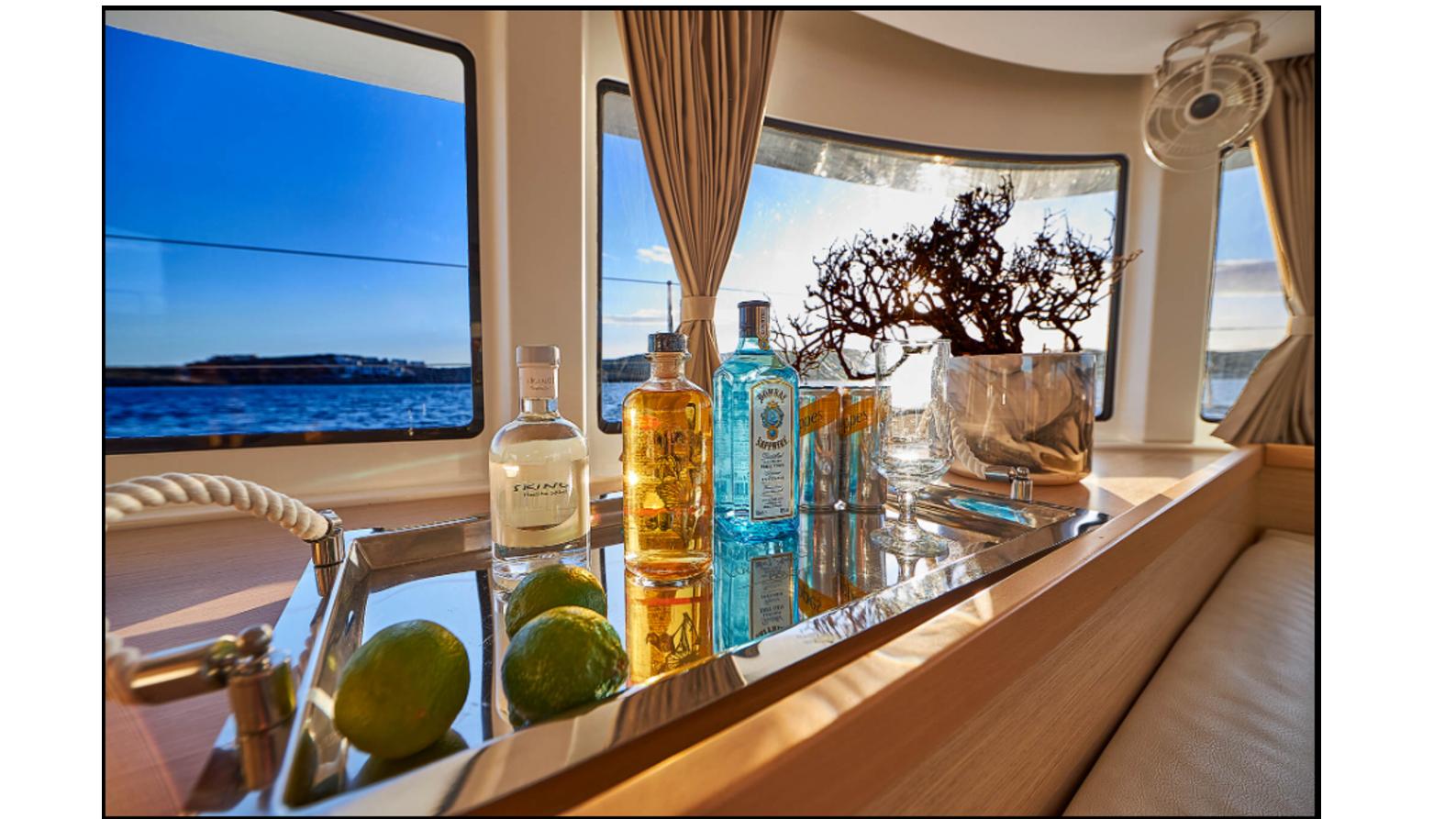 ALBERTINA  2025 refit - A/C  , Generator , Solar , Electric winch, remote control gangway - Catamaran in Lefkada