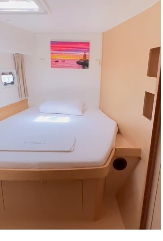 ALBERTINA  2025 refit - A/C  , Generator , Solar , Electric winch, remote control gangway - Catamaran in Lefkada