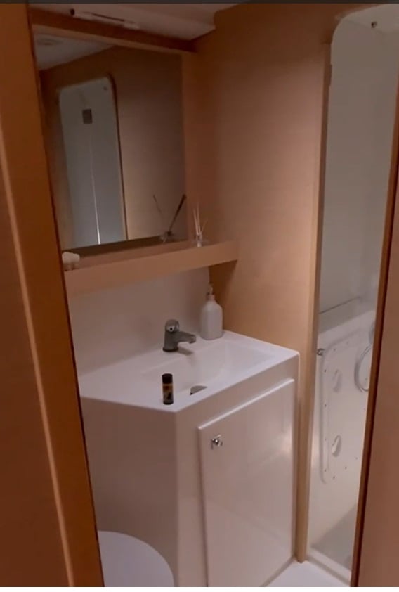 ALBERTINA  2025 refit - A/C  , Generator , Solar , Electric winch, remote control gangway - Catamaran in Lefkada