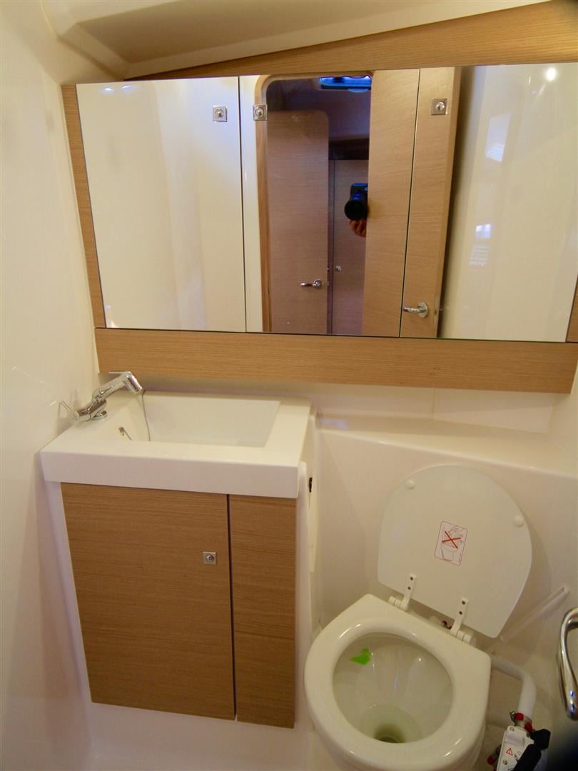 AINA - Yelkenli içinde Lefkada