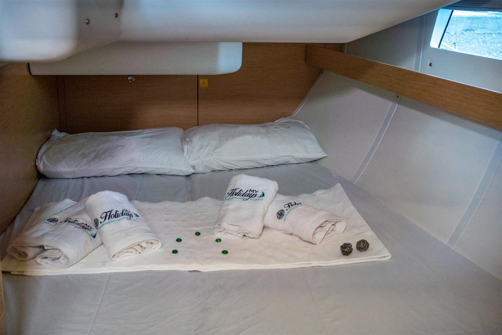 ALEXE - Yelkenli içinde Lefkada