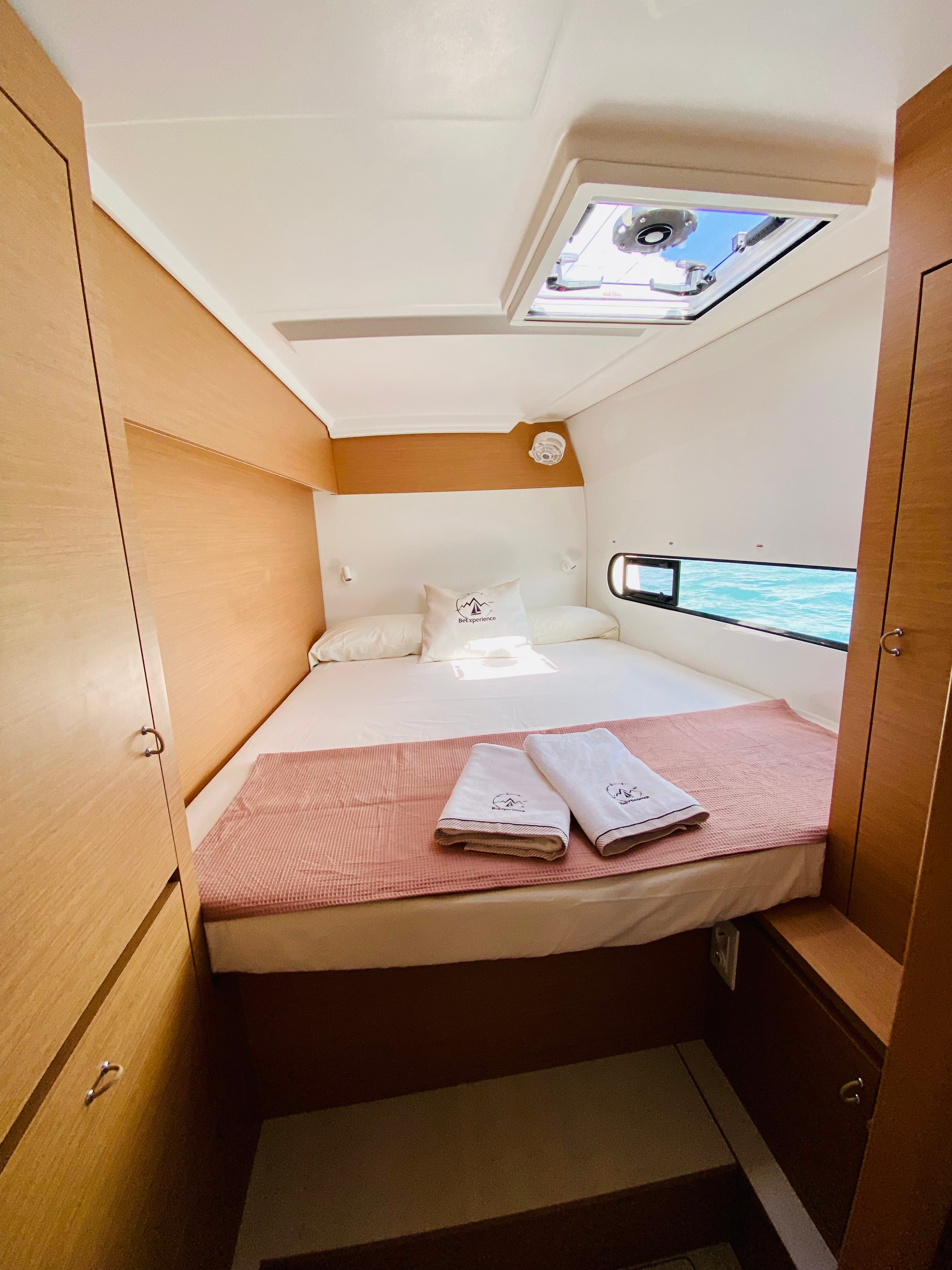 OLOKUM Mallorca CREWED - Catamaran in Port d'Andratx